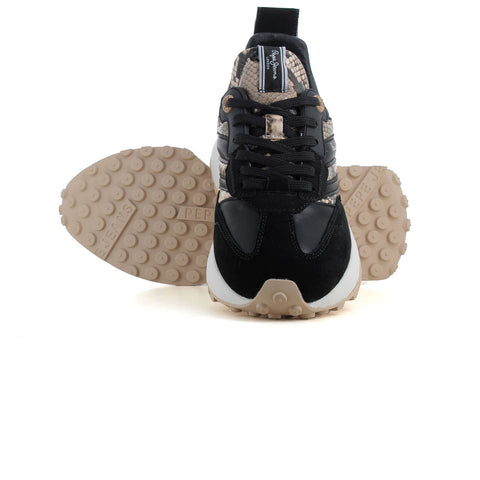 Deportivo Black