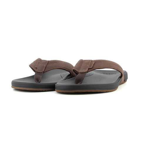 Esclava Brown